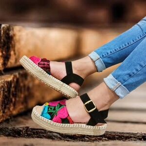 Multicolor Huaraches for Woman/ Mexican Sandals/ Hand embroidered Sandals